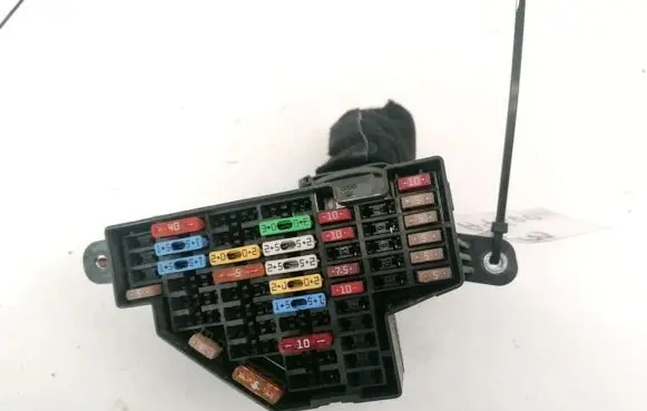 Skoda Octavia Mk2 (1Z) Fuse box set