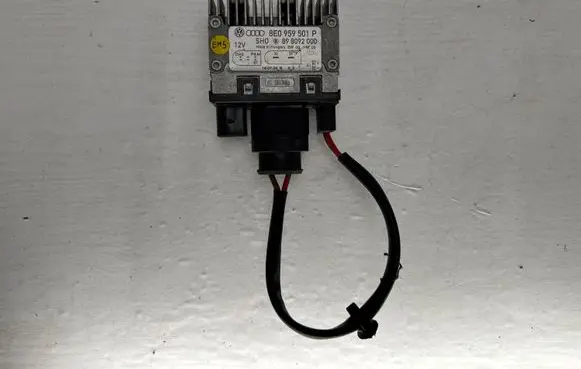 Audi A4 S4 B8 8K Coolant fan relay 8E0959501P 898092000