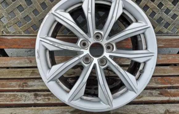 Audi Q5 SQ5 R17 alloy rim 
