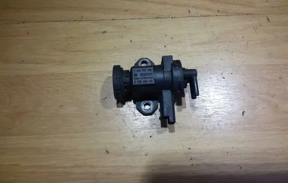 Peugeot 607 Turbo solenoid valve 9635704380
