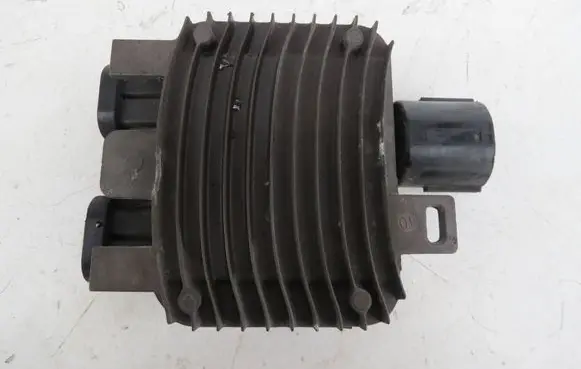 Volvo S60 Coolant fan relay 940011200 181011630112