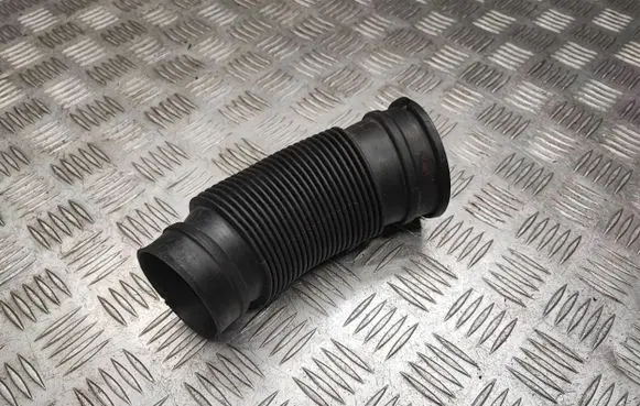 Opel Vectra C Air intake hose/pipe 55354823 329788454