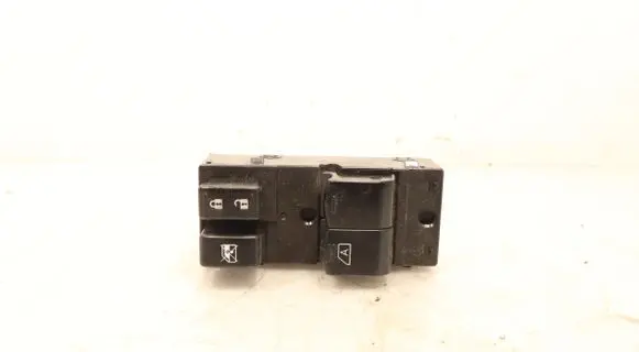 Nissan Micra Electric window control switch 3325SD