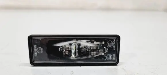 Opel Mokka B Number plate light 9815225980