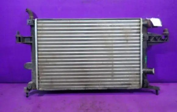 Opel Corsa C Coolant radiator 