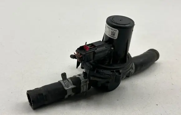 Chrysler Pacifica Electric auxiliary coolant/water pump 68237801AB HDG399694 180202