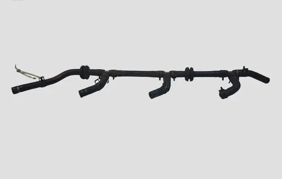 Mazda 6 Fuel injector supply line/pipe