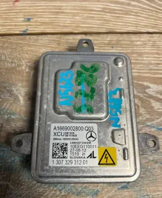 Mercedes-Benz ML W166 Headlight ballast module Xenon A1669002800 10EEG110011 130732931201