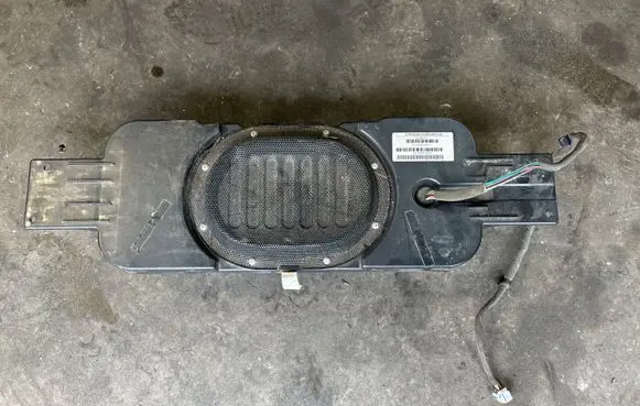 Jeep Wrangler Subwoofer speaker 68223349AB 26777F
