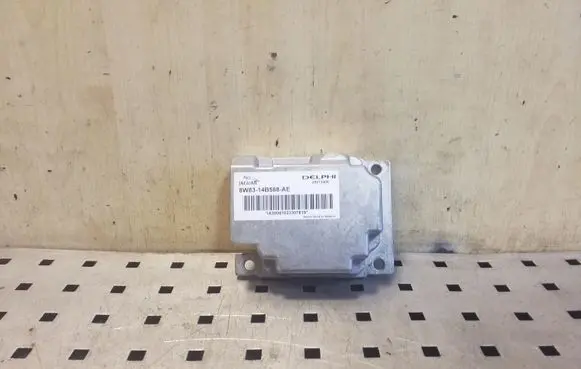 Jaguar XJ X351 Other control units/modules 8W8314B588AE