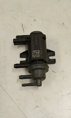 Ford Kuga III Turbo solenoid valve F2GE9E882CA