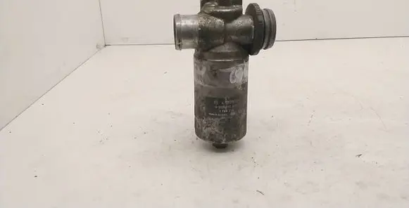 BMW 5 E39 Idle control valve (regulator) 1744713 0280140545