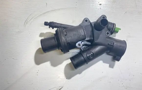 Citroen Jumpy Thermostat housing 9803648780 78590