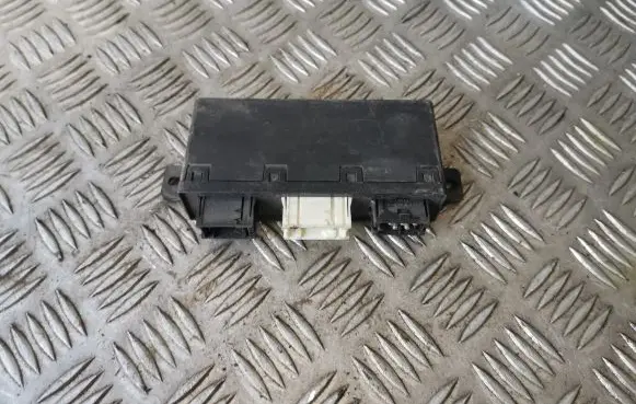 BMW 5 E39 Door control unit/module 61356904251 6904251