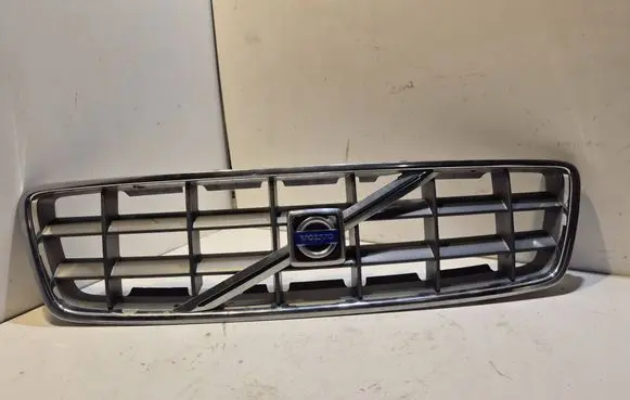 Volvo XC70 Front bumper upper radiator grill 08693623