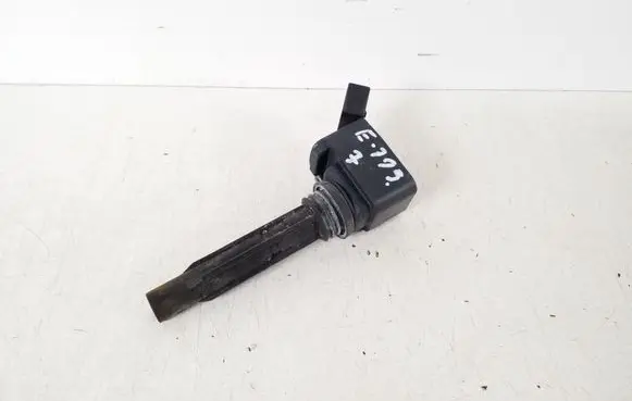 Volkswagen Caddy High voltage ignition coil 04C905110L