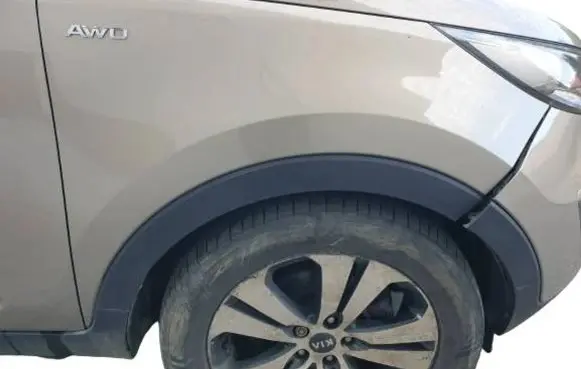 KIA Sportage Fender
