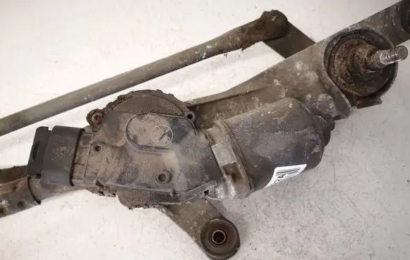 Opel Insignia A Wiper motor 13227392