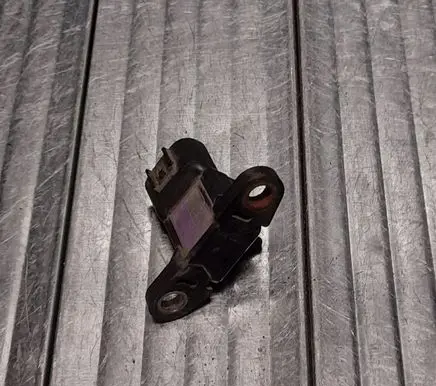 Toyota Corolla E120 E130 Air pressure sensor 8942120210