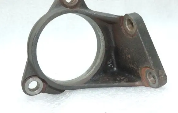 Toyota RAV 4 (XA20) Driveshaft support bearing bracket