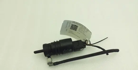 BMW 6 F06 Gran coupe Windscreen/windshield washer pump 6934160 67126934160