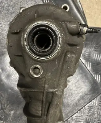 BMW X5 E70 Front differential 7552533 EAV13V 364