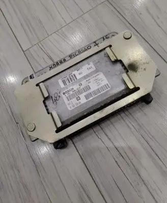 Citroen Xsara Engine control unit/module ECU 0261206214