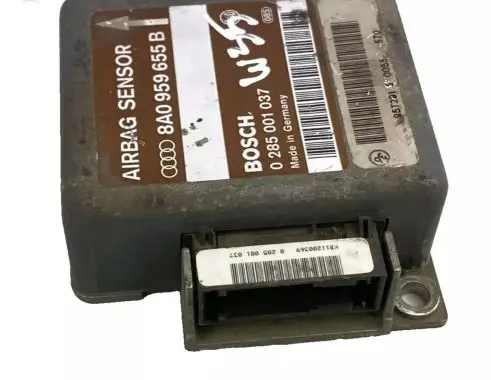 Audi A4 S4 B5 8D Airbag control unit/module 8A0959655B 0285001037