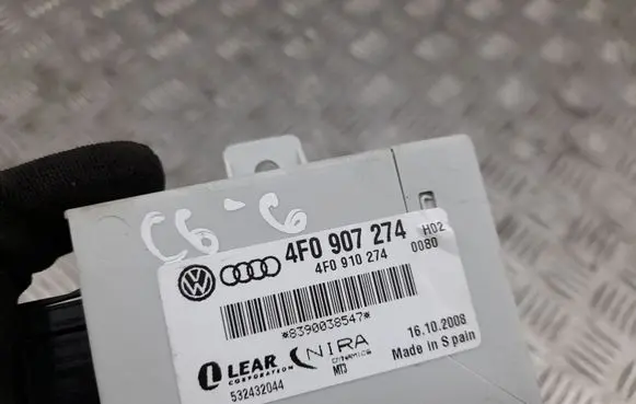 Audi A6 S6 C6 4F Tire pressure control unit 4F0907274