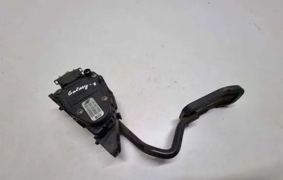 Ford Galaxy Accelerator throttle pedal 7M1721603A 6PV00777003 98VW9F836AB