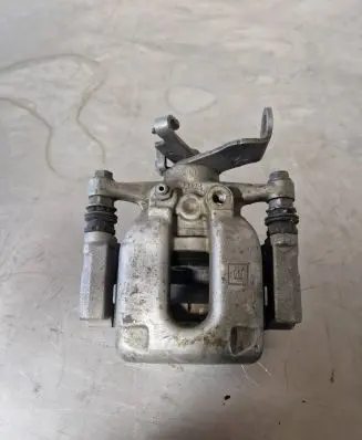 Buick Encore I Rear brake caliper 42610825 2420100000000T