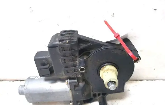 Front door window regulator motor