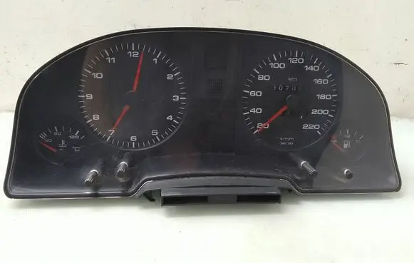 Audi 80 90 S2 B4 Speedometer (instrument cluster) 110008561