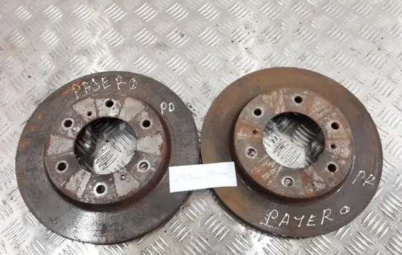 Mitsubishi Pajero Front brake disc