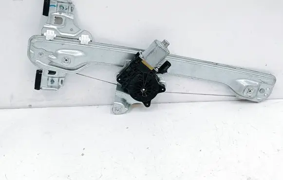 Buick Encore I Front door window regulator with motor 98830SUV11