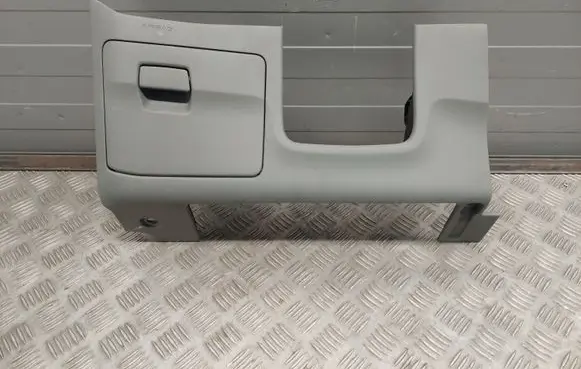 Audi A5 Dashboard lower bottom trim panel 8W1880301A