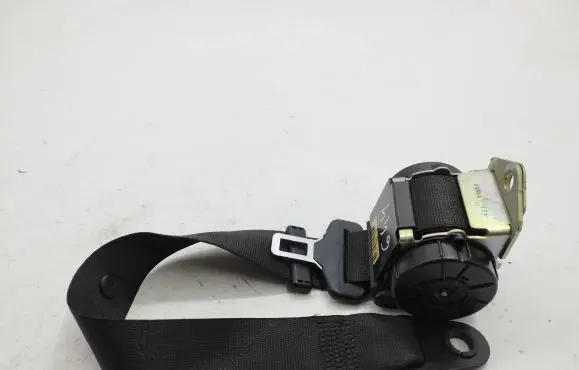 Mini Cooper Countryman R60 Rear seatbelt 620202100A 100831