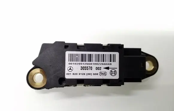 Mercedes-Benz CLS C219 Airbag deployment crash/impact sensor 0018209126