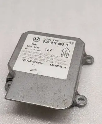 Volkswagen PASSAT B5 Airbag control unit/module 6Q0909605B 14010505H 5WK42869