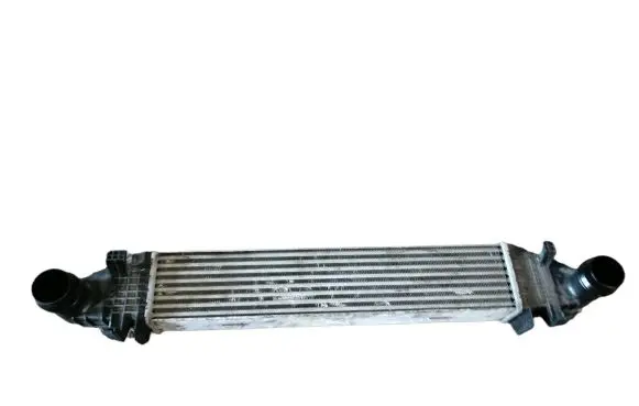 Mercedes-Benz C W204 Intercooler radiator A2045000000 3138393