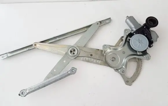 Lexus CT 200H Front door window regulator with motor 8572047110 6980248060