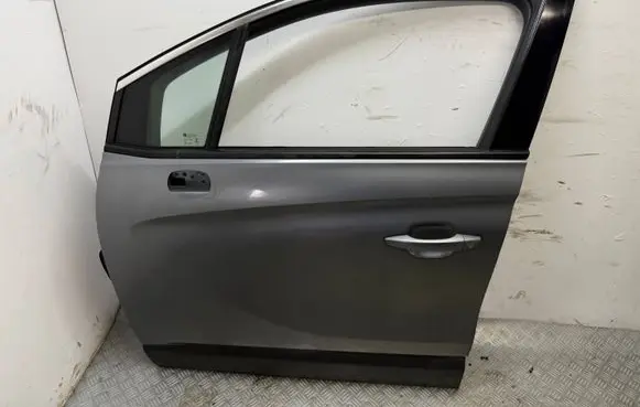 Opel Crossland X Front door 