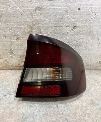Subaru Legacy Rear/tail lights 28D935709