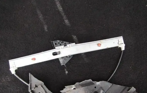Mazda 6 Sliding door window regulator with motor