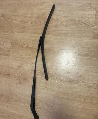 Opel Zafira B Front wiper blade arm GM13145564 13145564