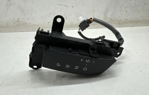 Toyota RAV 4 (XA50) Other switches/knobs/shifts 76L819RH