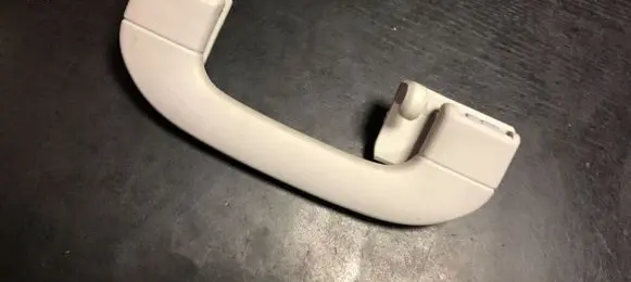 Mercedes-Benz A W169 Front interior roof grab handle 1698100151