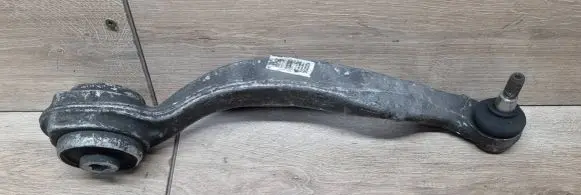 Mercedes-Benz E W212 Front lower control arm/wishbone