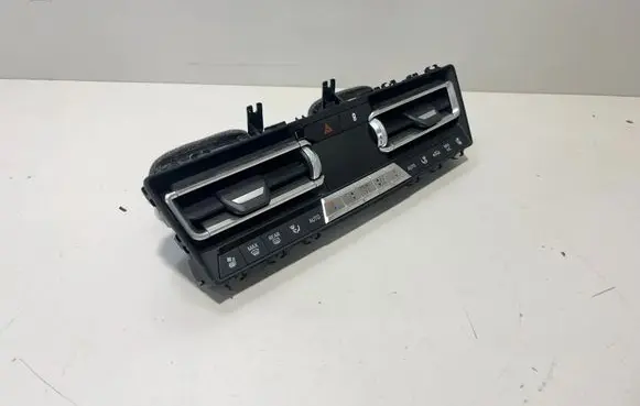 BMW 8 G15 Interior fan control switch 5A1D430 5A1D424