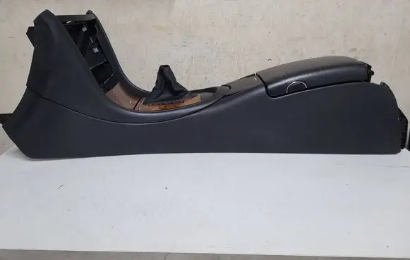 Mercedes-Benz CLS AMG C219 Armrest 